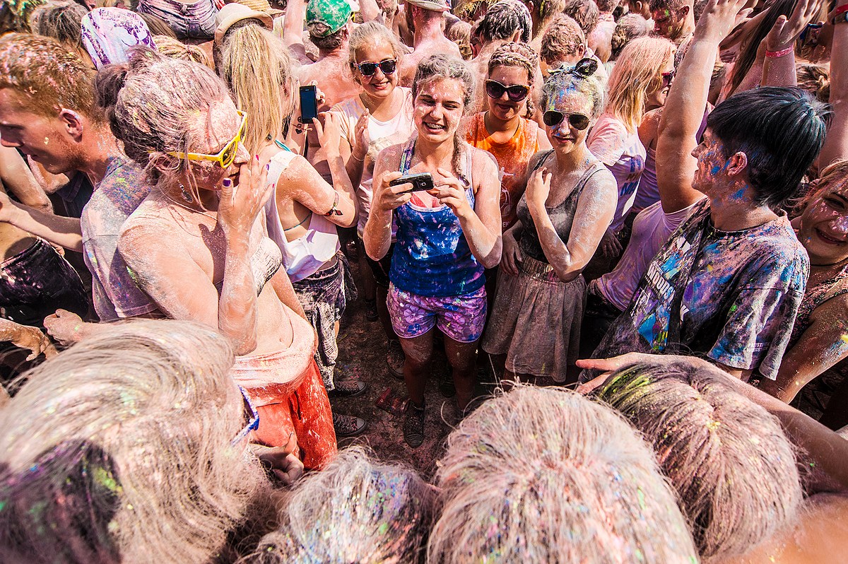 Festiwal Kolorów (Przystanek Woodstock 2014 - Pokojowa Wioska Kryszny)
